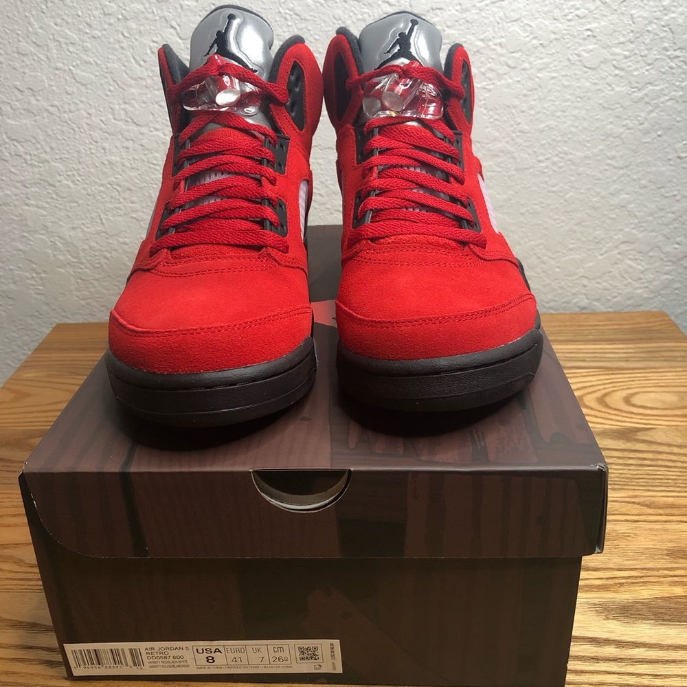 Jordan 5 Retro “Raging Bull” Size 8 - Picture 3 of 4